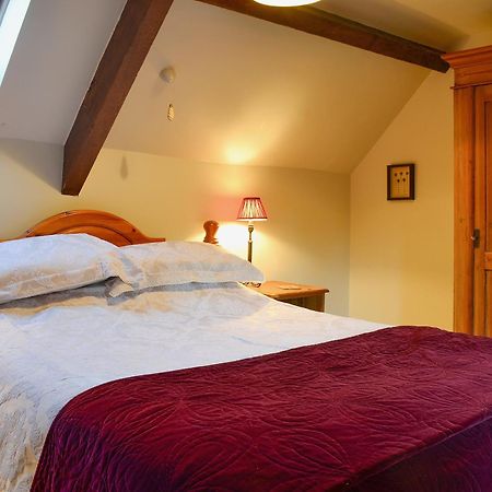 The Cot Villa Chalford Exteriör bild