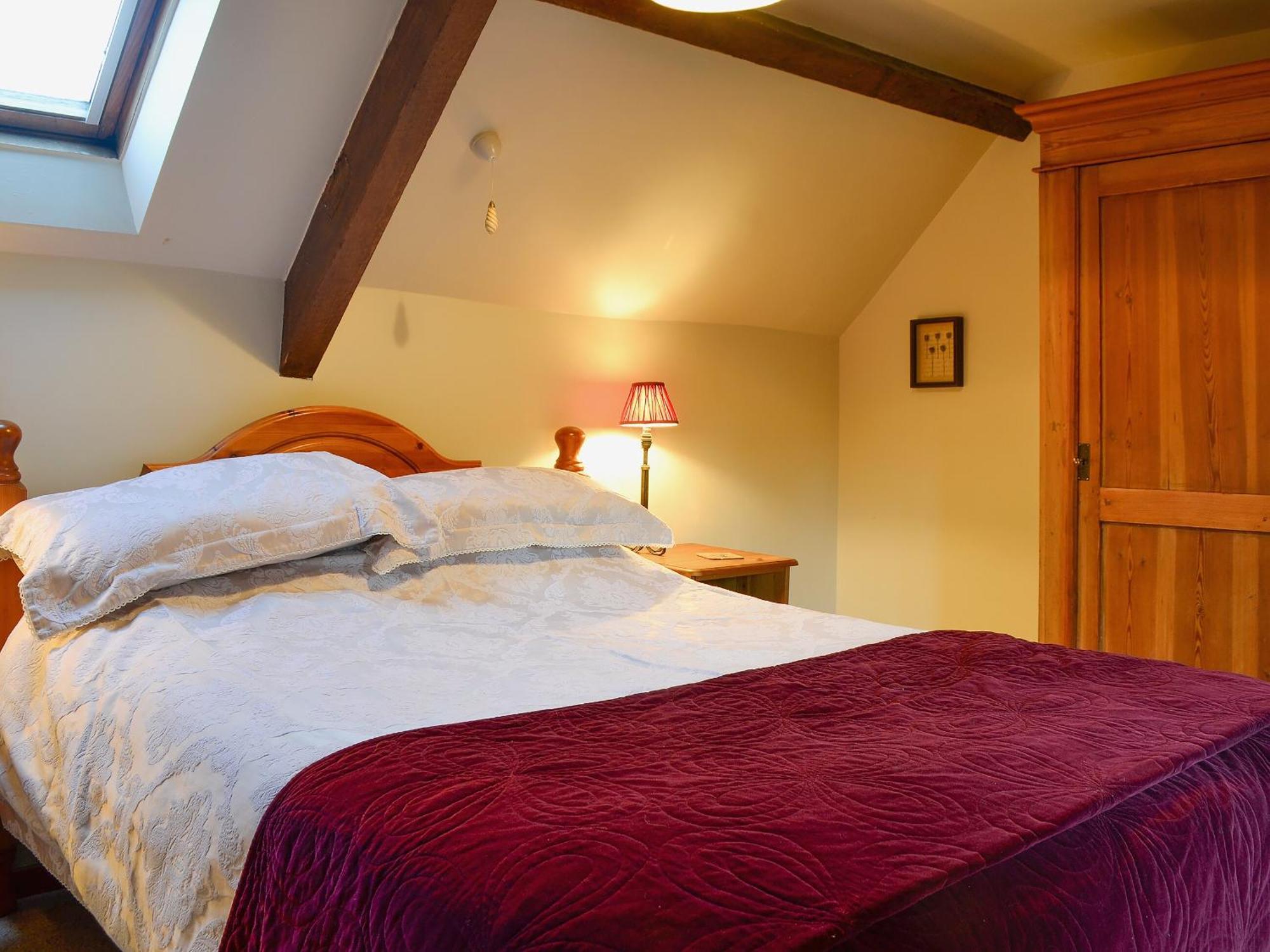 The Cot Villa Chalford Exteriör bild