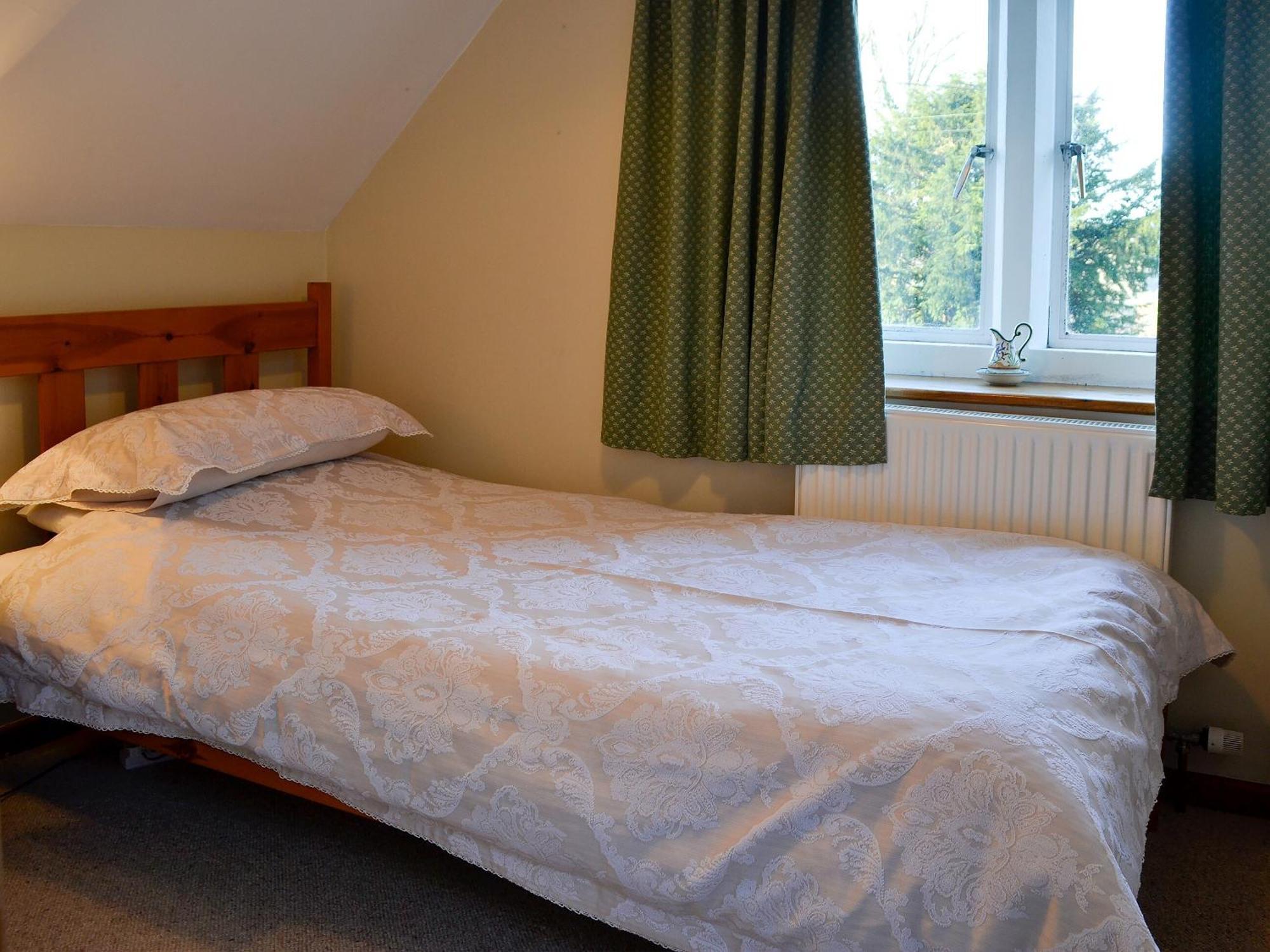 The Cot Villa Chalford Exteriör bild